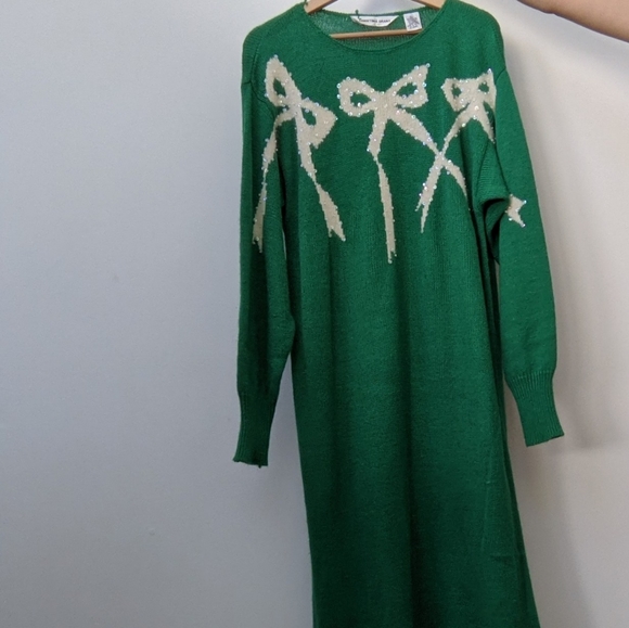 🖤 Vintage Christmas Sweater Dress. - Picture 5 of 7